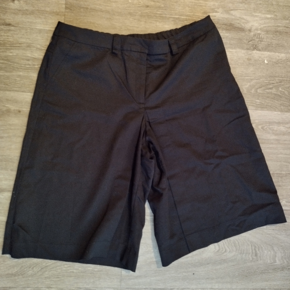 REQUIREMENTS shorts and Skirt womens  black wide leg and not short to the knee